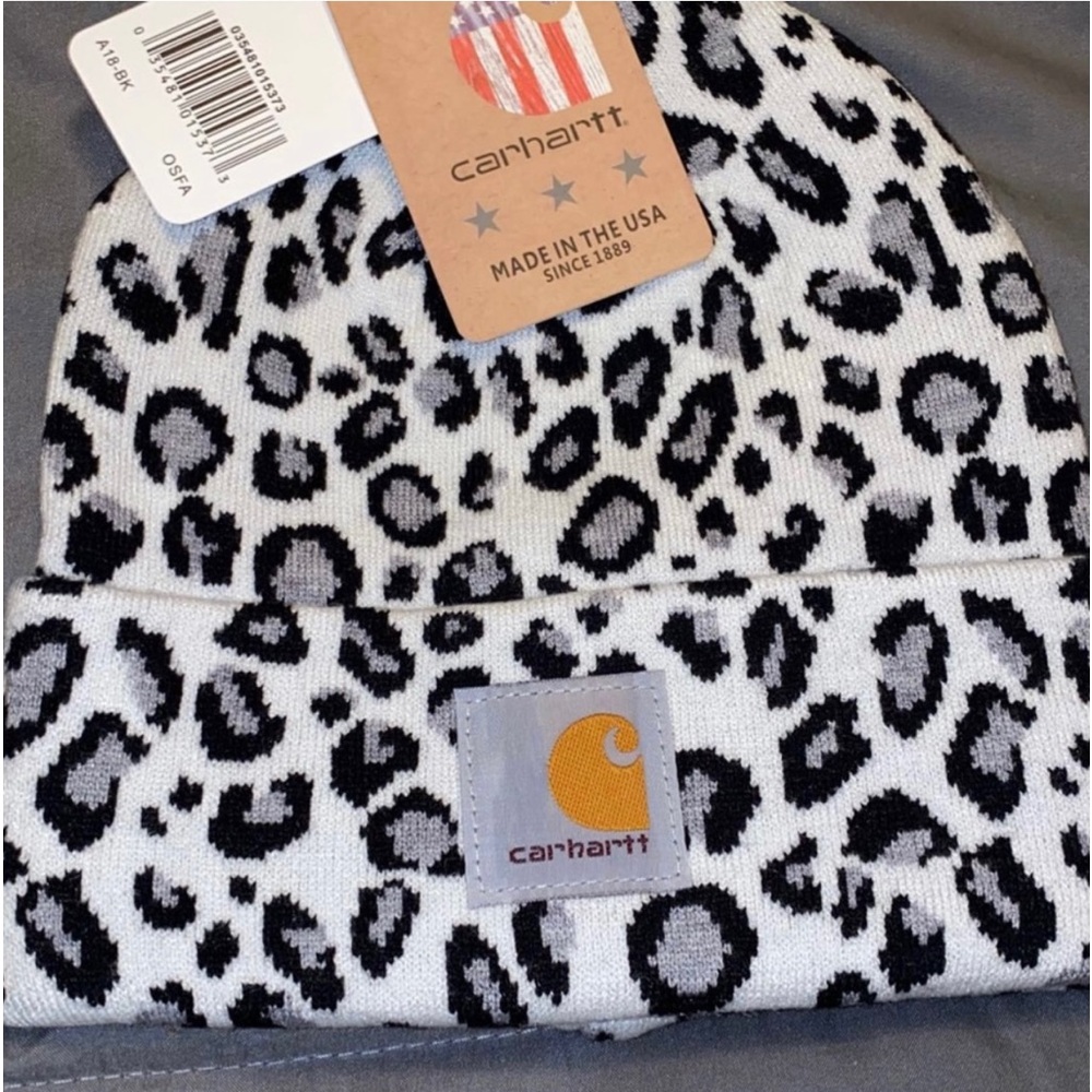 Women's boutique Carhartt beanie
